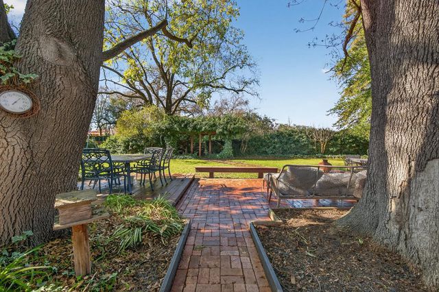 9729 Hildreth Ln, Stockton, CA 95212