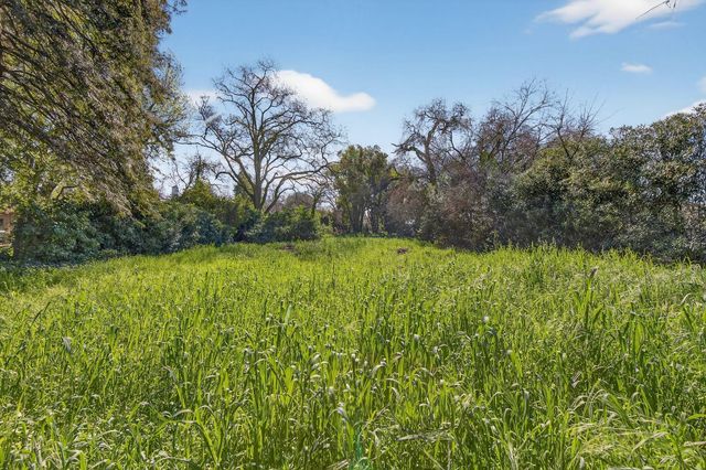 9729 Hildreth Ln, Stockton, CA 95212