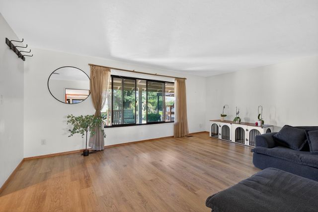 9729 Hildreth Ln, Stockton, CA 95212