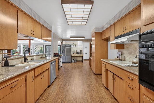 9729 Hildreth Ln, Stockton, CA 95212