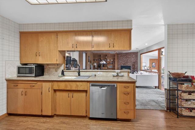 9729 Hildreth Ln, Stockton, CA 95212