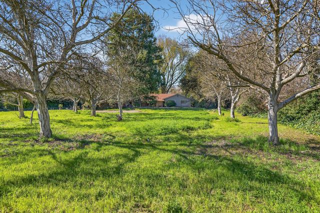 9729 Hildreth Ln, Stockton, CA 95212