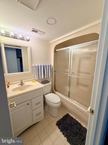 3-D QUEEN VICTORIA CT, Chester, MD 21619