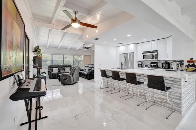 2531 Whale Harbor Lane, Fort Lauderdale, FL 33312