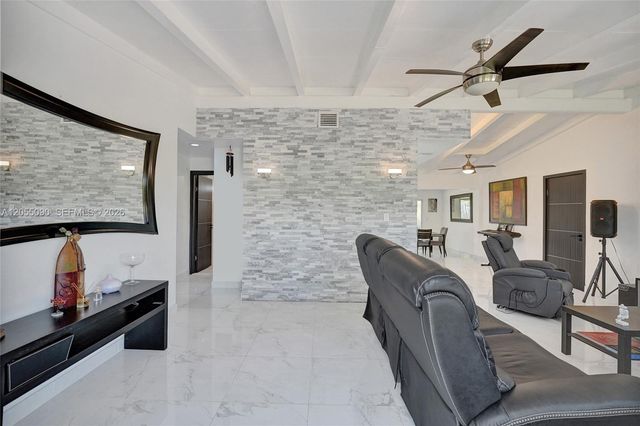 2531 Whale Harbor Lane, Fort Lauderdale, FL 33312