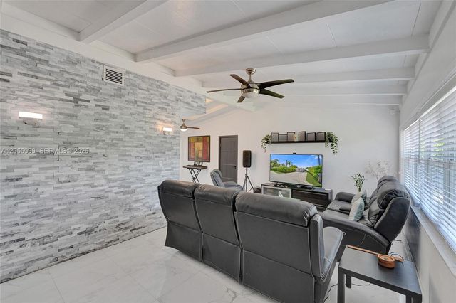 2531 Whale Harbor Lane, Fort Lauderdale, FL 33312