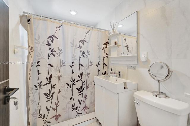 2531 Whale Harbor Lane, Fort Lauderdale, FL 33312