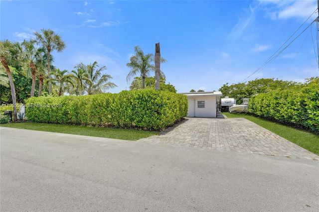 2531 Whale Harbor Lane, Fort Lauderdale, FL 33312