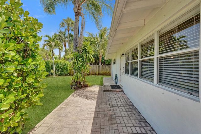 2531 Whale Harbor Lane, Fort Lauderdale, FL 33312