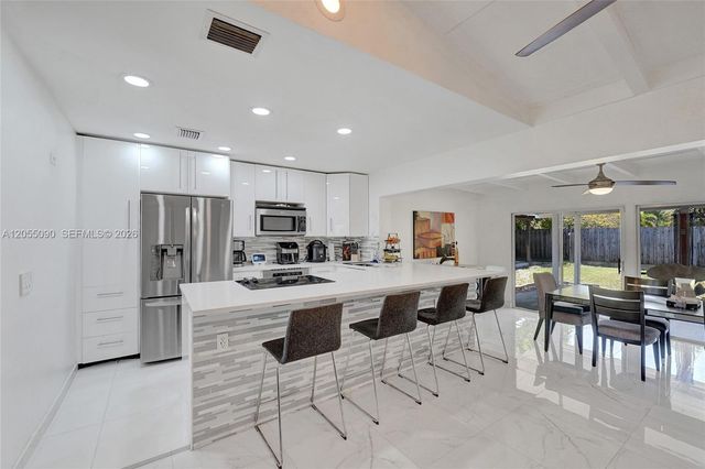 2531 Whale Harbor Lane, Fort Lauderdale, FL 33312