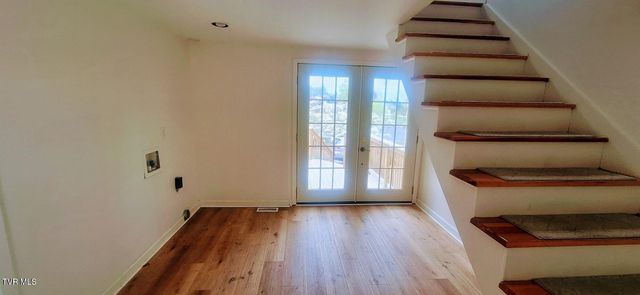 1638 Charlotte Drive, Elizabethton, TN 37643