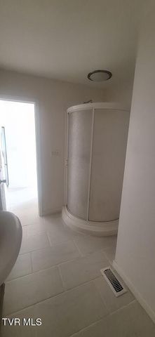 1638 Charlotte Drive, Elizabethton, TN 37643