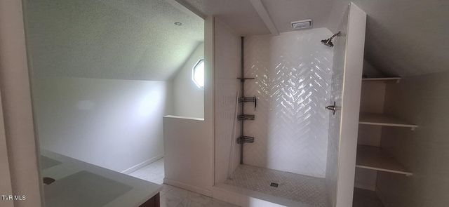 1638 Charlotte Drive, Elizabethton, TN 37643