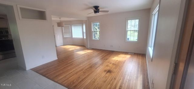 1638 Charlotte Drive, Elizabethton, TN 37643