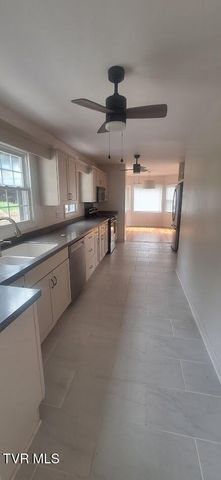 1638 Charlotte Drive, Elizabethton, TN 37643