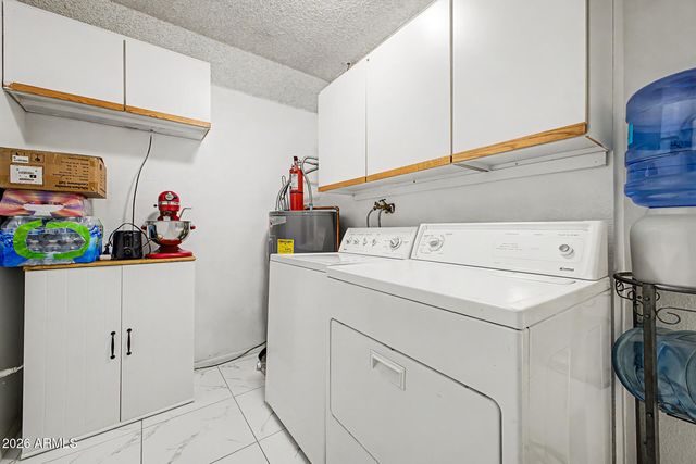 10020 W ROYAL OAK Road F, Sun City, AZ 85351