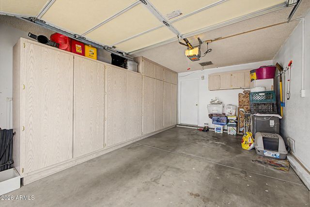 10020 W ROYAL OAK Road F, Sun City, AZ 85351
