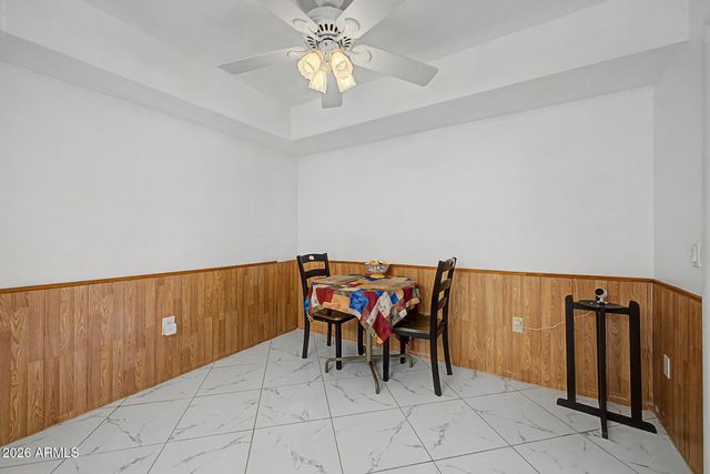 10020 W ROYAL OAK Road F, Sun City, AZ 85351