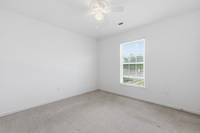7786 Discovery Road, North Charleston, SC 29420