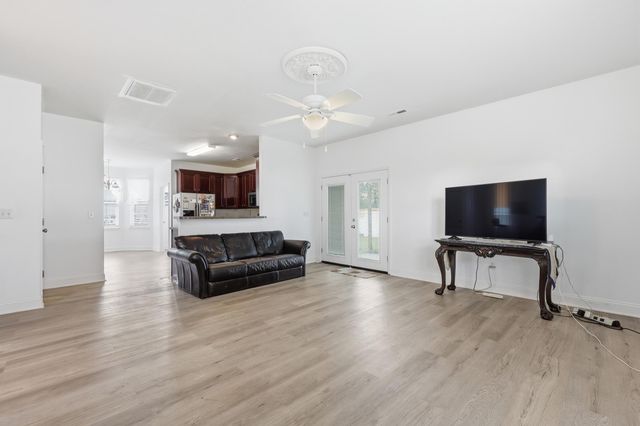 7786 Discovery Road, North Charleston, SC 29420