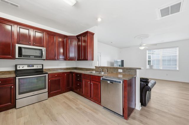 7786 Discovery Road, North Charleston, SC 29420