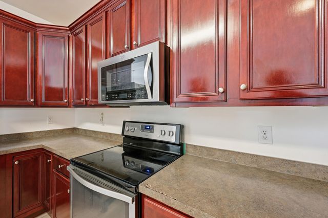 7786 Discovery Road, North Charleston, SC 29420