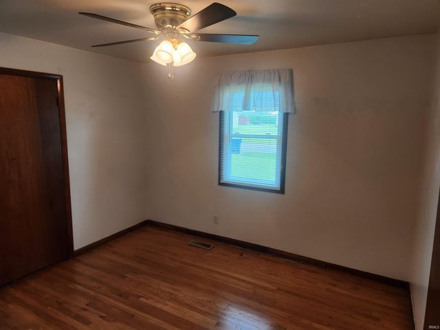 325 Les Drive, Chandler, IN 47610