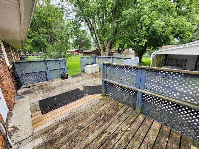 325 Les Drive, Chandler, IN 47610