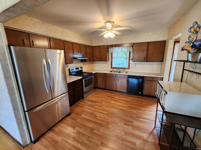 325 Les Drive, Chandler, IN 47610