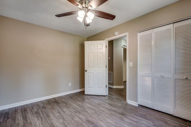 109 Hickory Dr., Conway, SC 29526