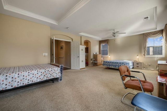 5610 Coloma Ct, Riverbank, CA 95367