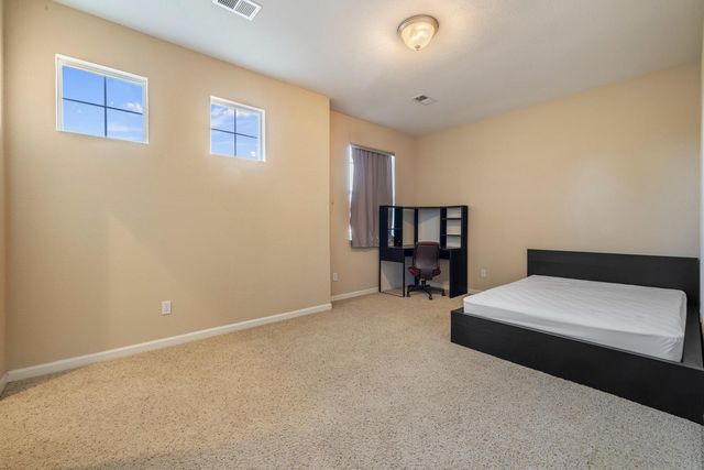 5610 Coloma Ct, Riverbank, CA 95367