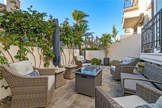 19295 Wingedfoot Circle, Huntington Beach, CA 92648