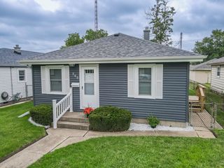 260 N Clinton Avenue, Bradley, IL 60915