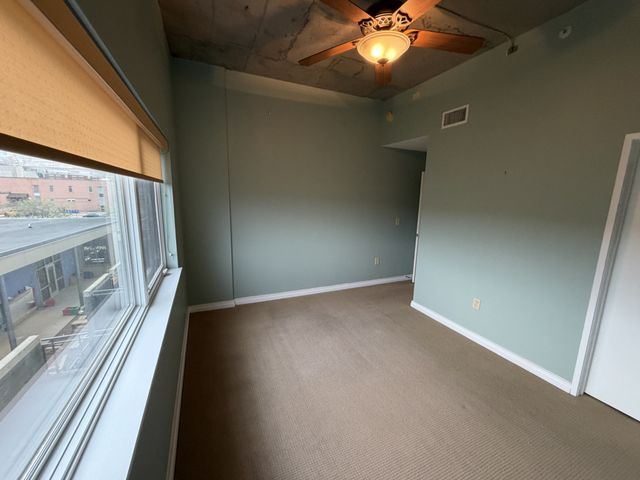 1101 18th Ave S Apt 206, Nashville, TN 37212