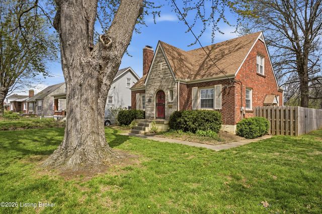 2517 Bradley Ave, Louisville, KY 40217