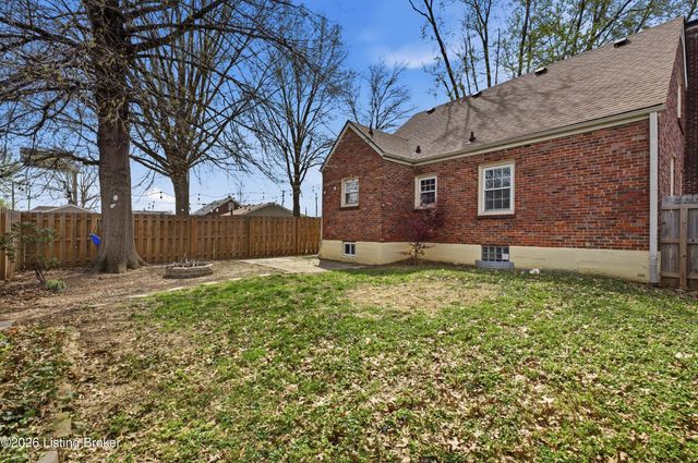 2517 Bradley Ave, Louisville, KY 40217