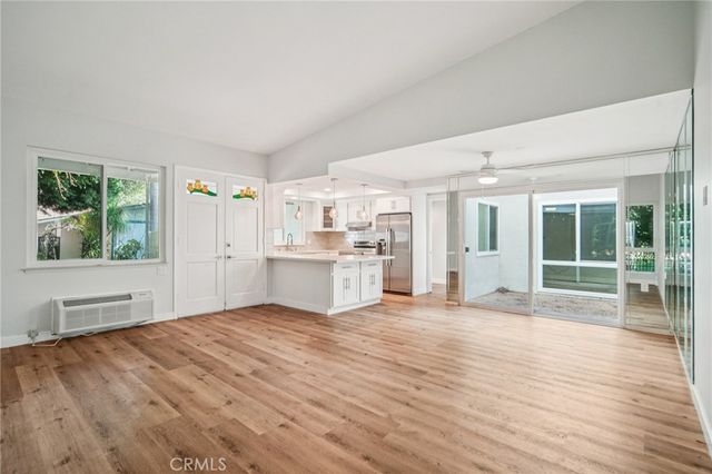 238 Calle Aragon E, Laguna Woods, CA 92637