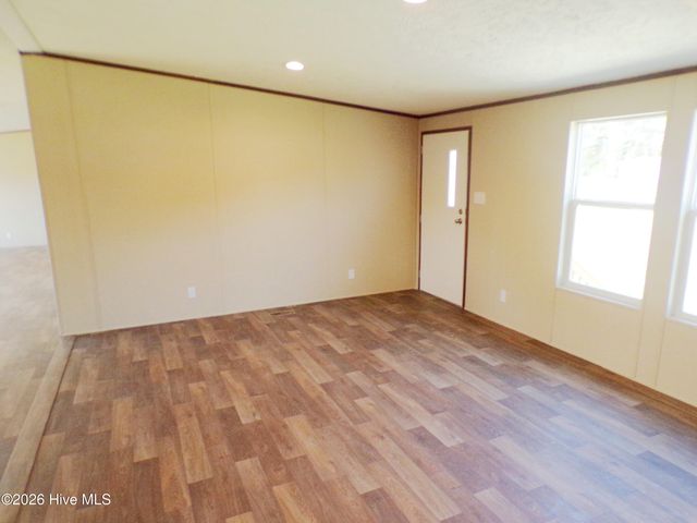 66 Turkey Creek Road, Rocky Point, NC 28457