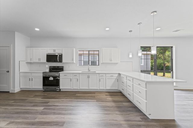 365 Road 5605, Cleveland, TX 77327