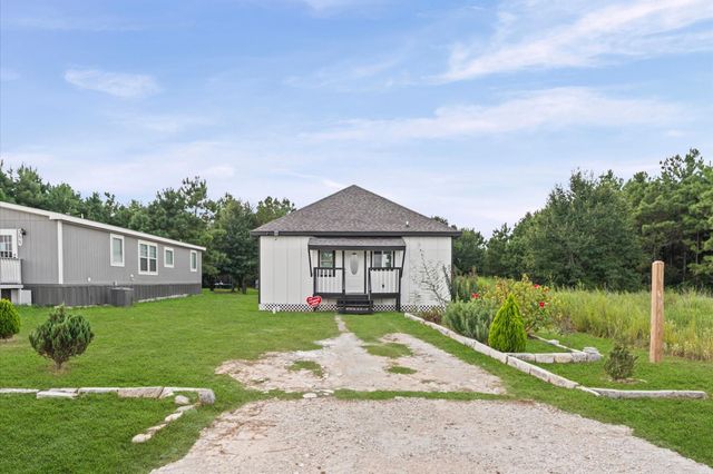 365 Road 5605, Cleveland, TX 77327