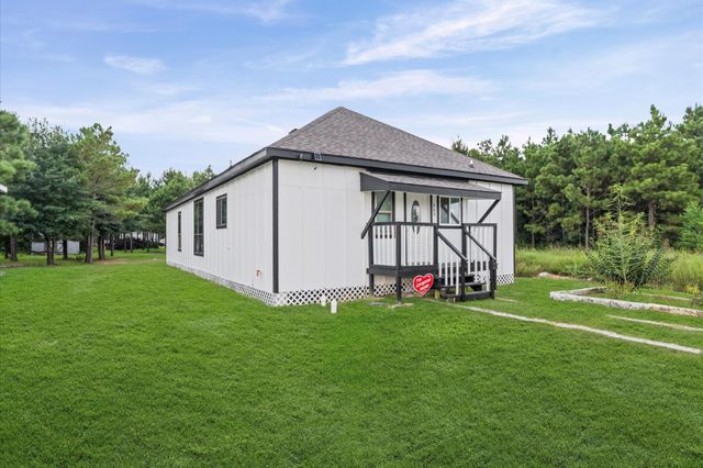 365 Road 5605, Cleveland, TX 77327