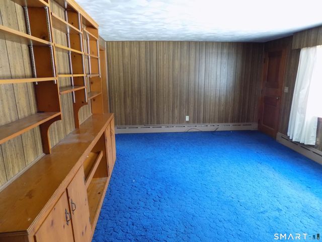 133 Weymouth Road, Enfield, CT 06082