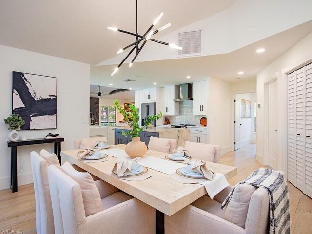 9956 Treasure Cay LN, Bonita Springs, FL 34135