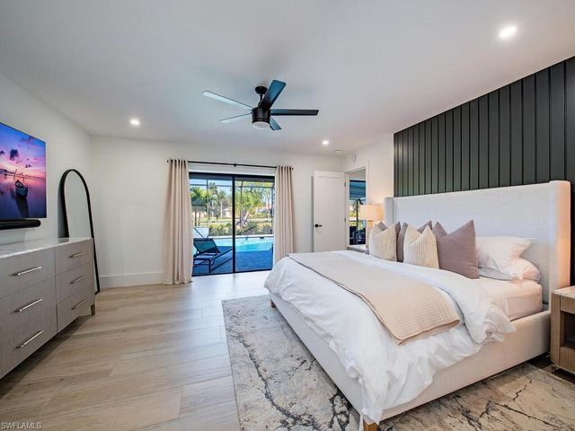 9956 Treasure Cay LN, Bonita Springs, FL 34135