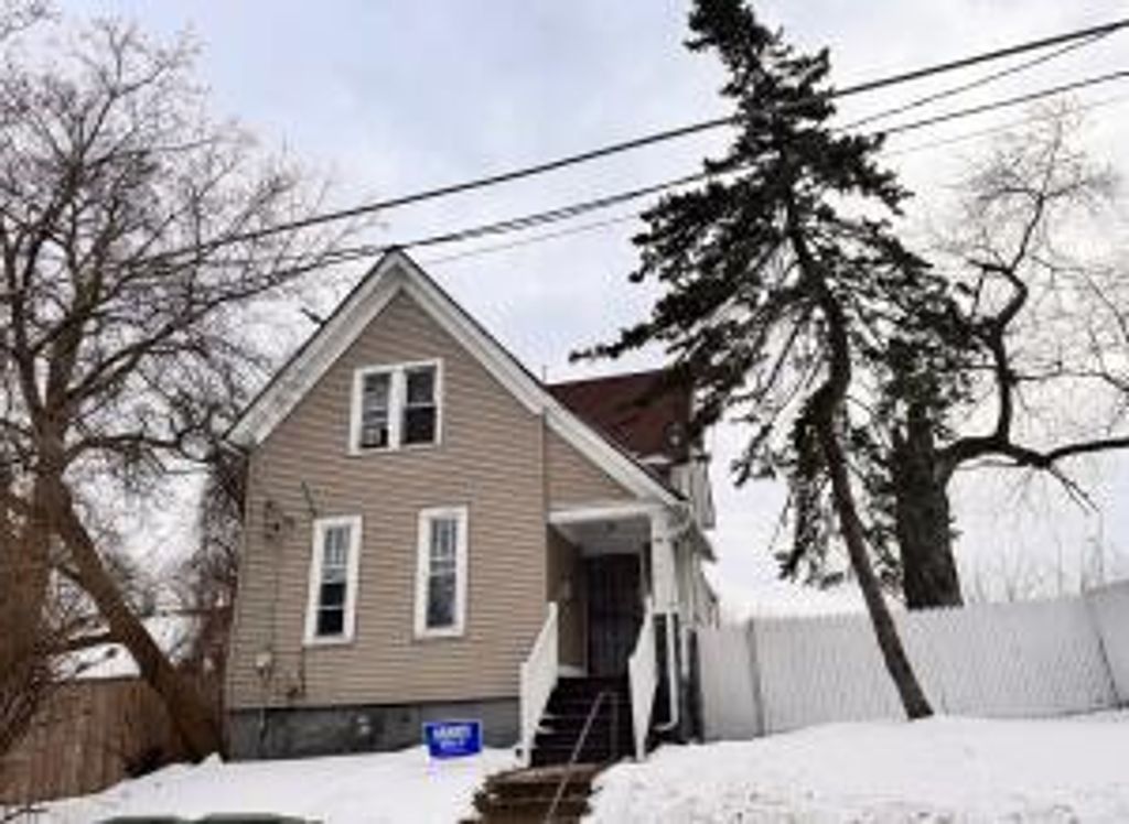 1431 W Chambers STREET, Milwaukee, WI 53206