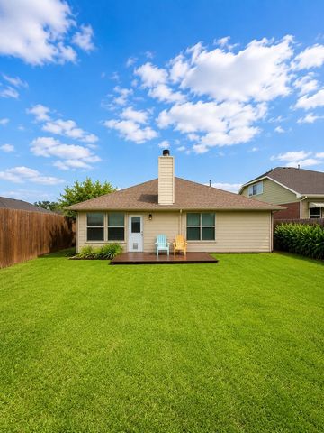 1516 Canary Drive, Little Elm, TX 75068