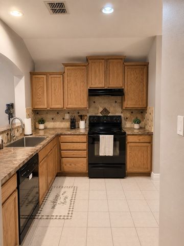 1516 Canary Drive, Little Elm, TX 75068