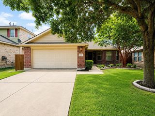 1516 Canary Drive, Little Elm, TX 75068