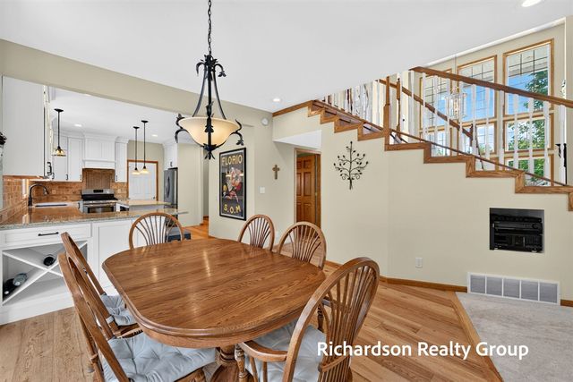 18657 Sioux Drive, Spring Lake, MI 49456